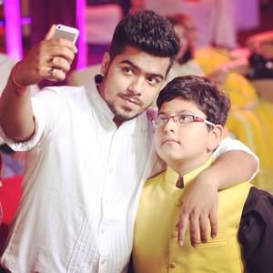 Meet your Posher, Mayank